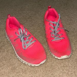 Cloudwalkers Women’s Sneakers, Size 9.5W, Good Used Condition!